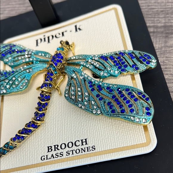 Piper K | Dragonfly Brooch ✨ - Picture 4 of 8